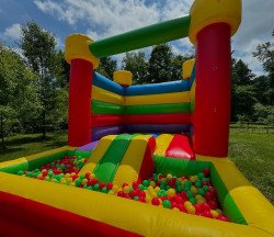 IMG 5941 1726011828 Rainbow Bounce with Large Ballpit